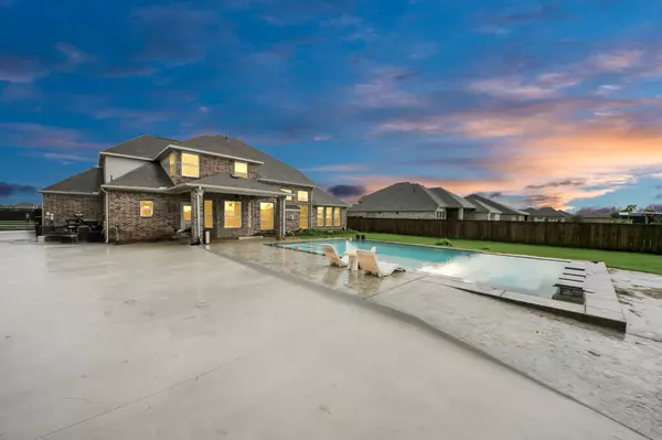 7606 Keechi PL, Mont Belvieu, TX 77523