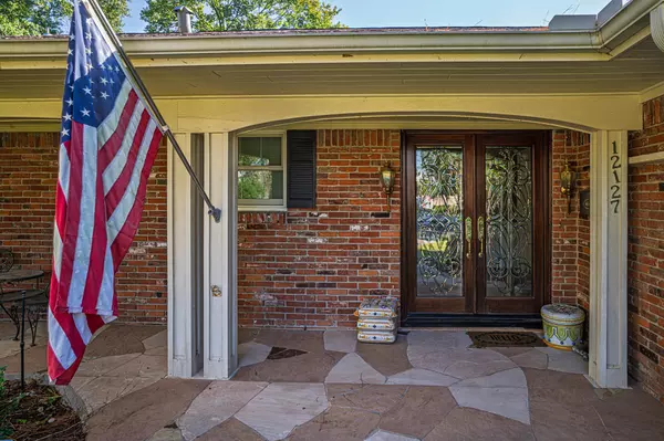 Bunker Hill Village, TX 77024,12127 Tara DR