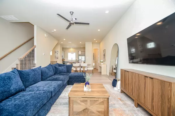 Houston, TX 77011,139 Eastwood ST