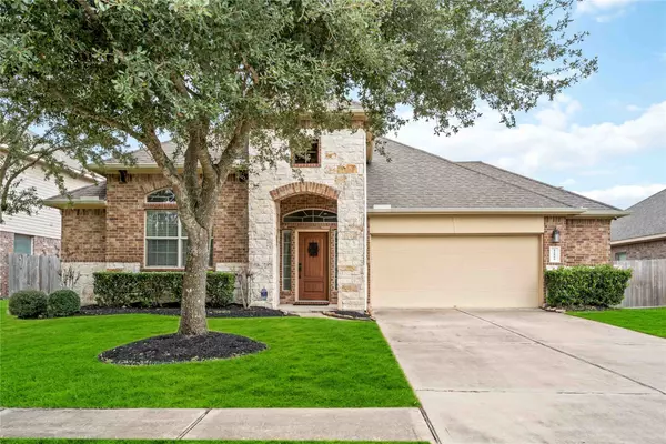 12805 Shady Springs Dr, Pearland, TX 77584