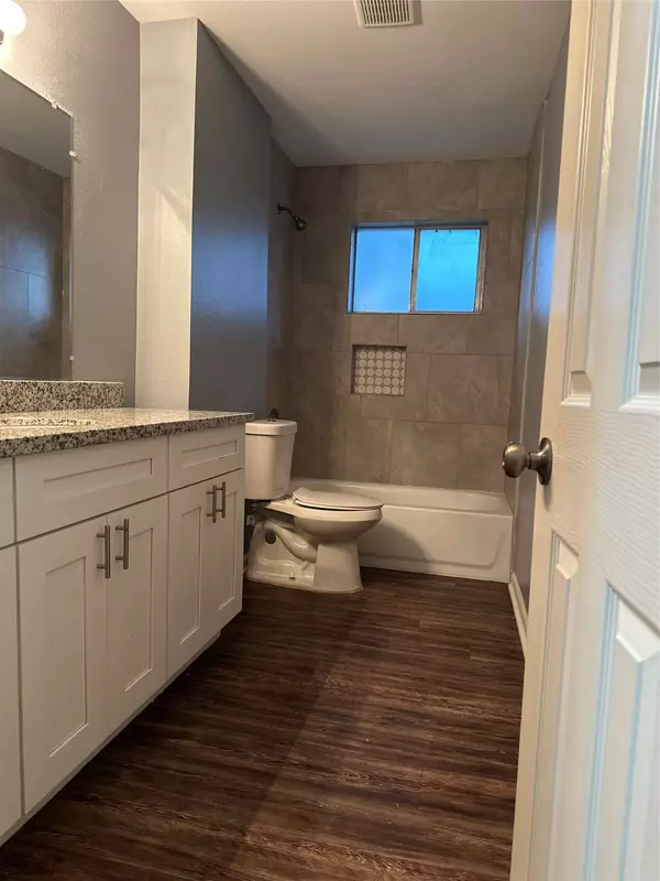 15770 Chimney Rock RD, Houston, TX 77489