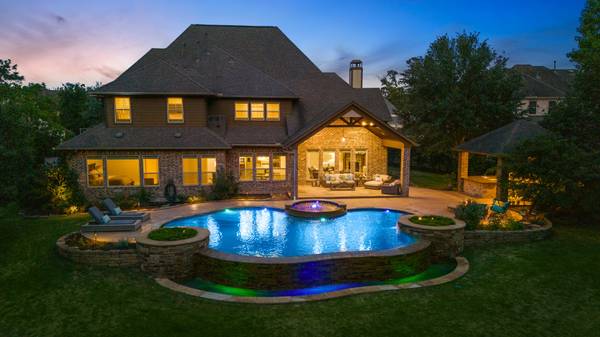 55 Freesia CT, Tomball, TX 77375