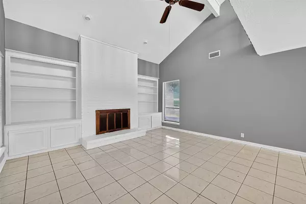 Houston, TX 77069,172 Old Bridge LK