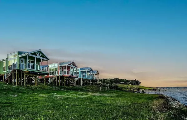 7030 Tri City Beach RD #137, Beach City, TX 77523
