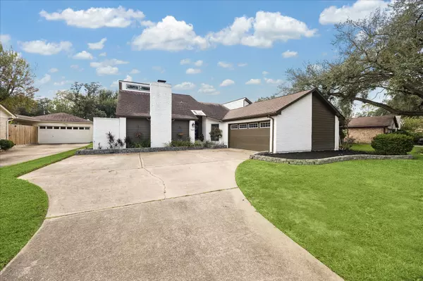 Houston, TX 77088,5611 Water Leaf LN