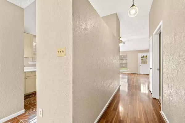 Houston, TX 77083,16019 Mission Village DR