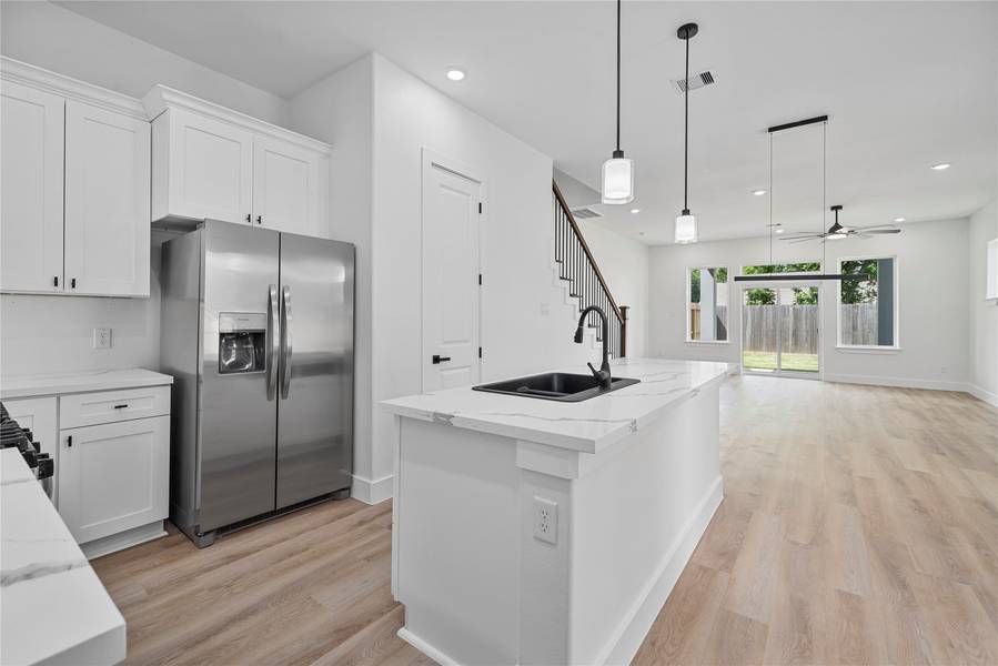 4519 Teton ST, Houston, TX 77051