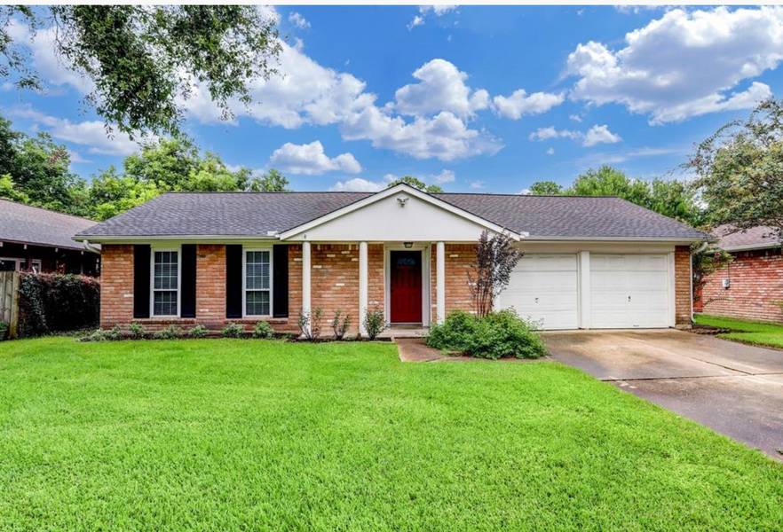13822 Wickersham LN, Houston, TX 77077