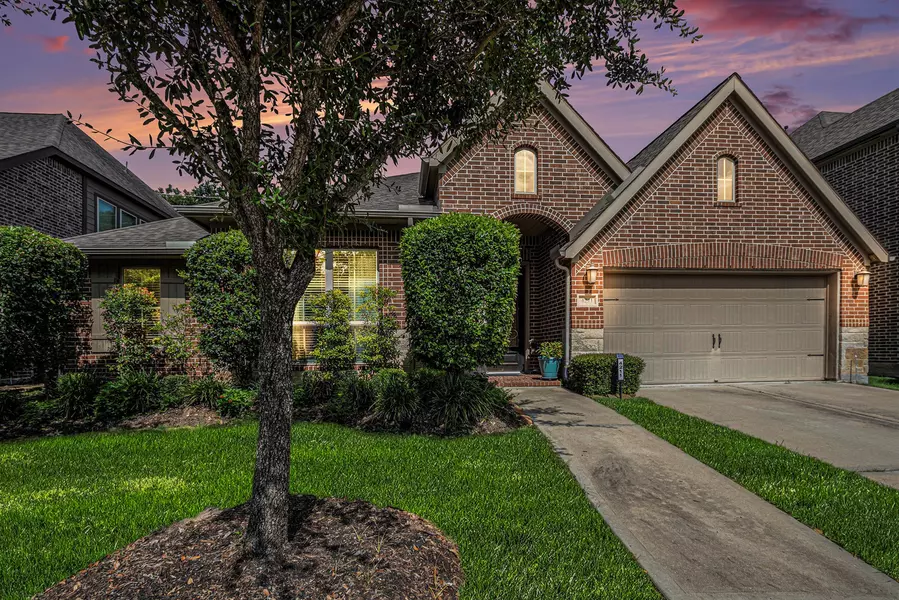 4211 Shays Manor LN, Richmond, TX 77406