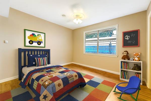 921 Roberts ST, El Campo, TX 77437