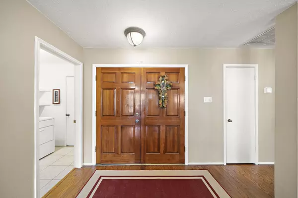 Pearland, TX 77584,907 S Peach Hollow CT