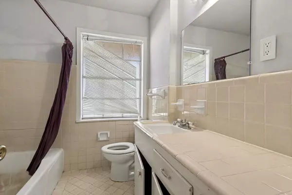 Pasadena, TX 77502,1405 London ST