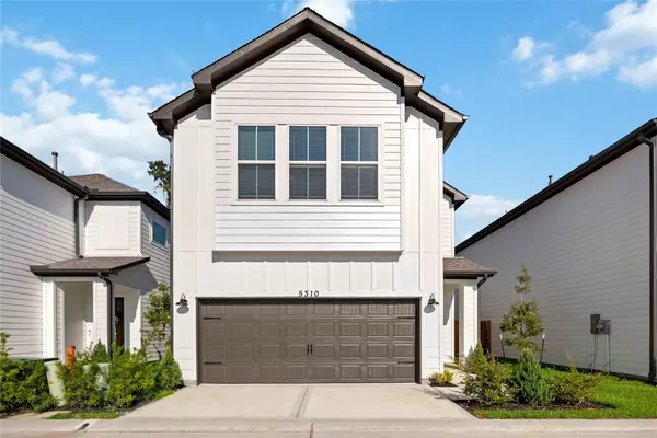 5007 Yesenia Palm ST,  Houston,  TX 77021