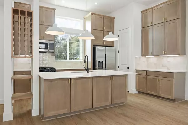 Houston, TX 77080,2125D Hoskins DR