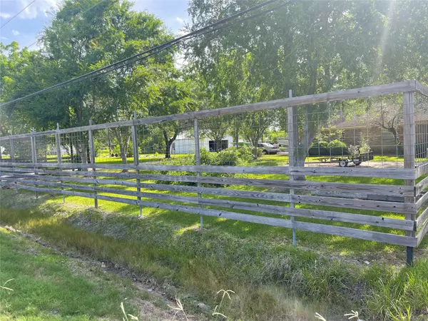 Pearland, TX 77584,16719 Mclean Road