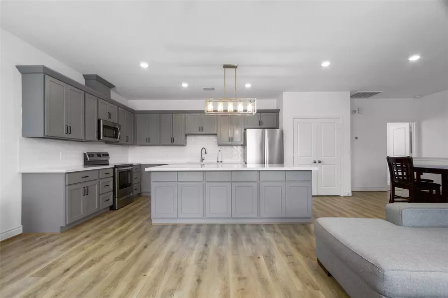 5212 Sherman ST, Houston, TX 77011