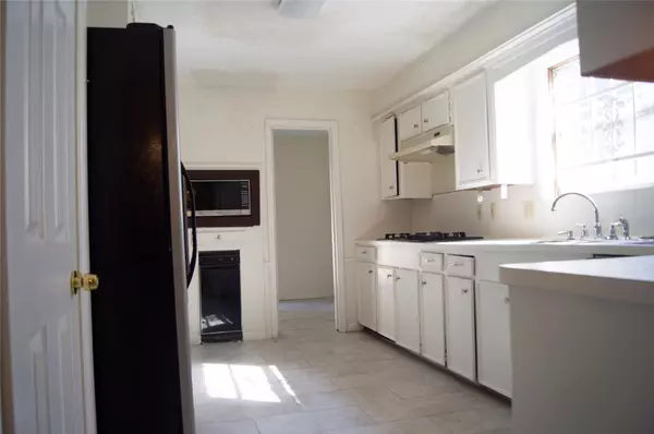 Houston, TX 77091,4906 Droddy ST