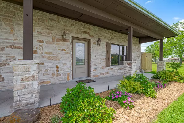 East Bernard, TX 77435,16325 Senkel RD