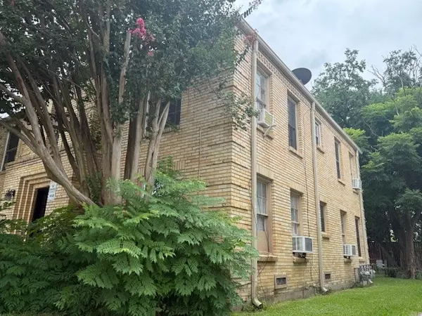 Houston, TX 77098,1831 Branard ST