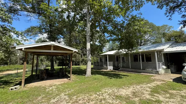 318 Baletka BLVD, Livingston, TX 77351