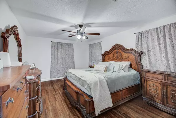 Liberty, TX 77575,1835 N San Jacinto ST