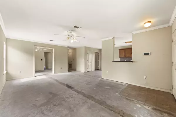 La Marque, TX 77568,118 Brown ST