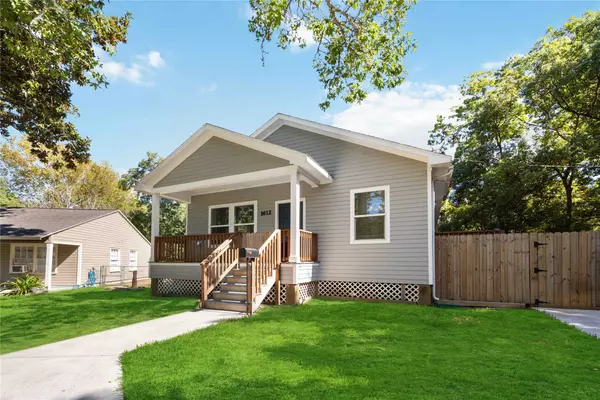 La Marque, TX 77568,1612 Travis CT