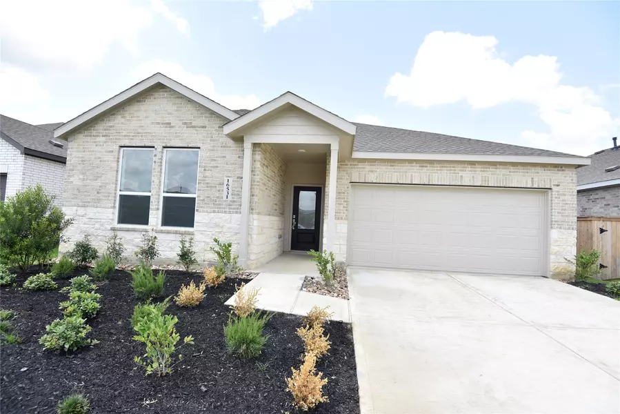 16531 Mesquite Field Drive, Hockley, TX 77447