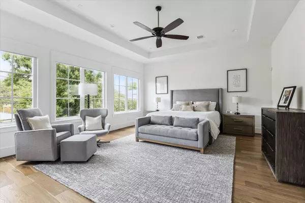 Houston, TX 77098,2224 North BLVD