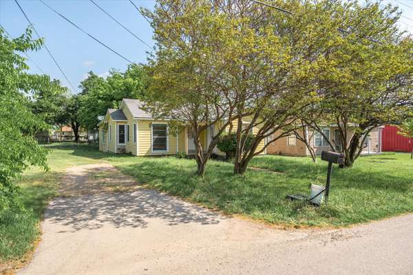 Cedar Hill, TX 75104,313 Hickerson ST