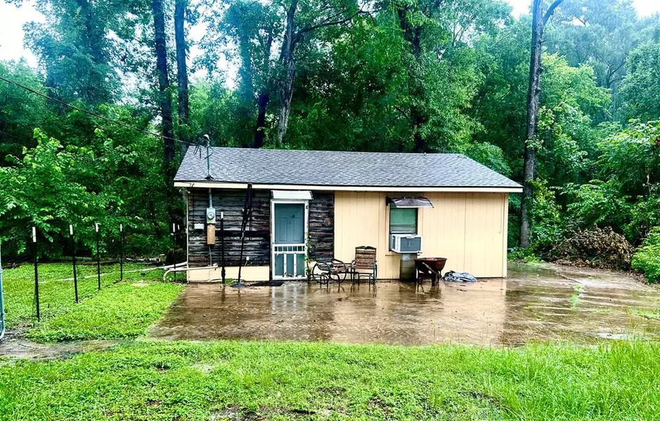 297 Peacock Path, Trinity, TX 75862