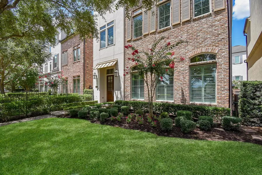 1114 Lake Pointe Pkwy, Sugar Land, TX 77478