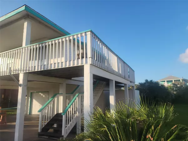 Crystal Beach, TX 77650,978 Nassau LN