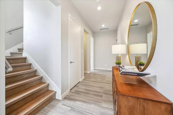 Houston, TX 77019,1303 Crocker ST