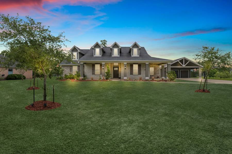303 Cavalry Trail DR, Rosharon, TX 77583