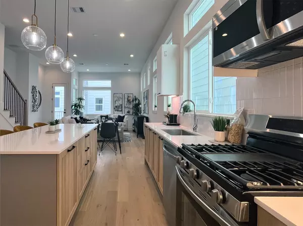 Houston, TX 77091,303 Marcella ST #F