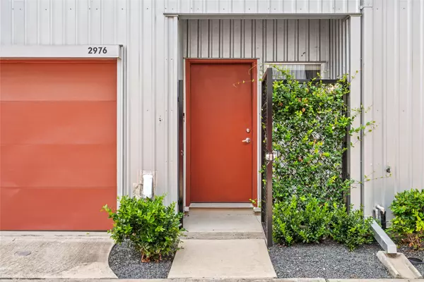 Houston, TX 77003,2976 Commerce ST