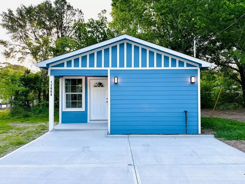 12668 Andwood ST, Willis, TX 77318
