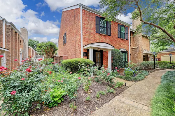 Houston, TX 77057,854 Augusta DR #854