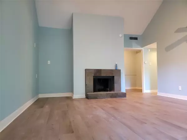 Houston, TX 77063,2100 Tanglewilde ST #600