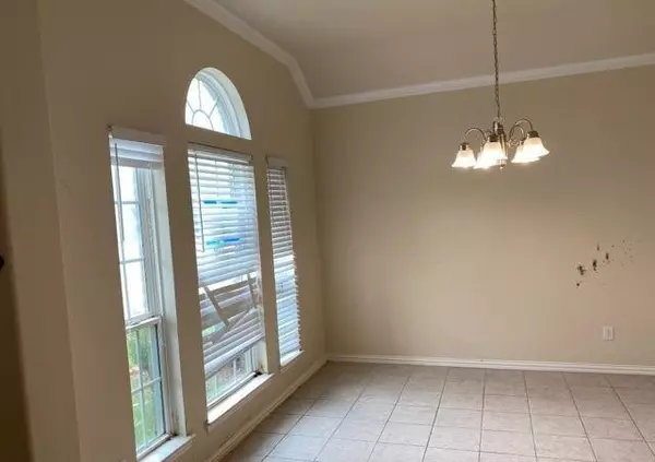 Alvin, TX 77511,325 Burgundy DR