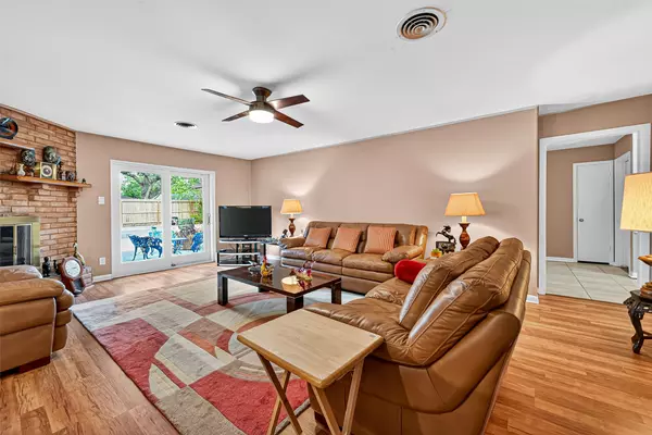 Houston, TX 77096,5734 Sanford RD