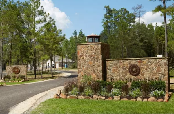 3b-1-76 Winchester RD, Huntsville, TX 77340