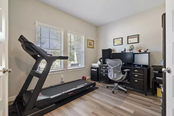 Conroe, TX 77384,2003 Woodland Prairie CT