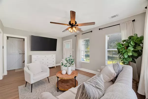 Santa Fe, TX 77510,12235 6th ST