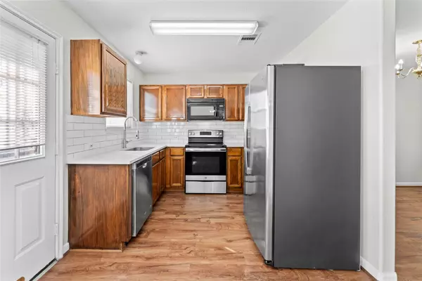 Houston, TX 77047,802 Blanchard Hill LN