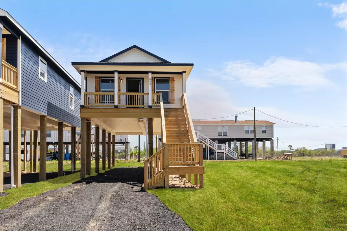 San Leon, TX 77539,827 22nd Street