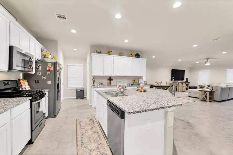 3503 Big Brook LN, Conroe, TX 77301