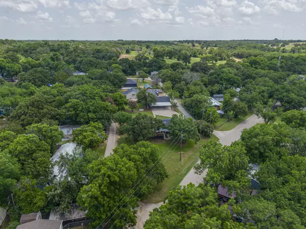 Alvarado, TX 76009,100 Chambers DR