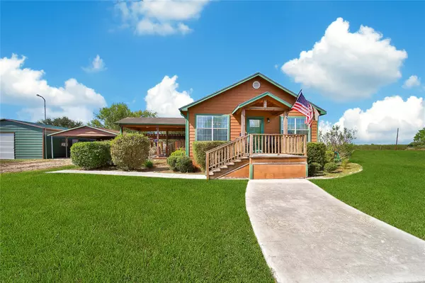 East Bernard, TX 77435,6151 W Creek RD